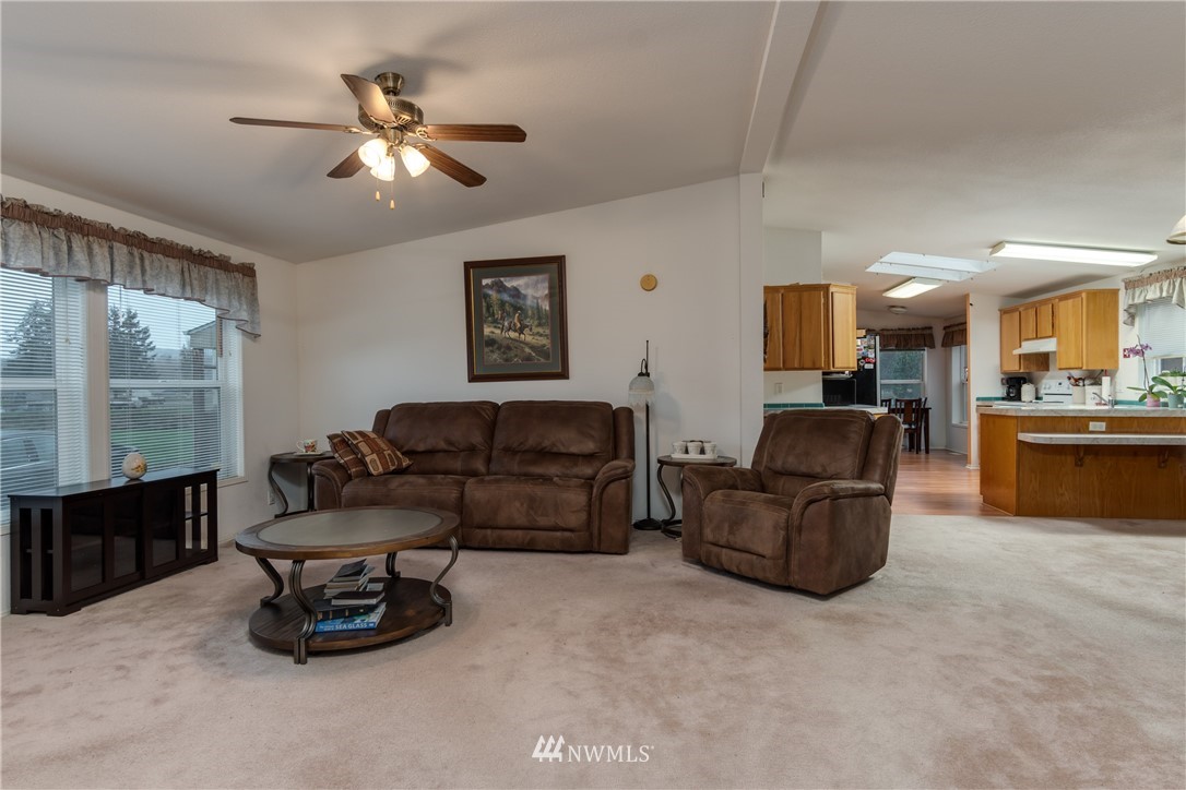 23117 East Jones Road Sedro-Woolley, WA 98284 - Photo 3 of 19 Gallery Image 3