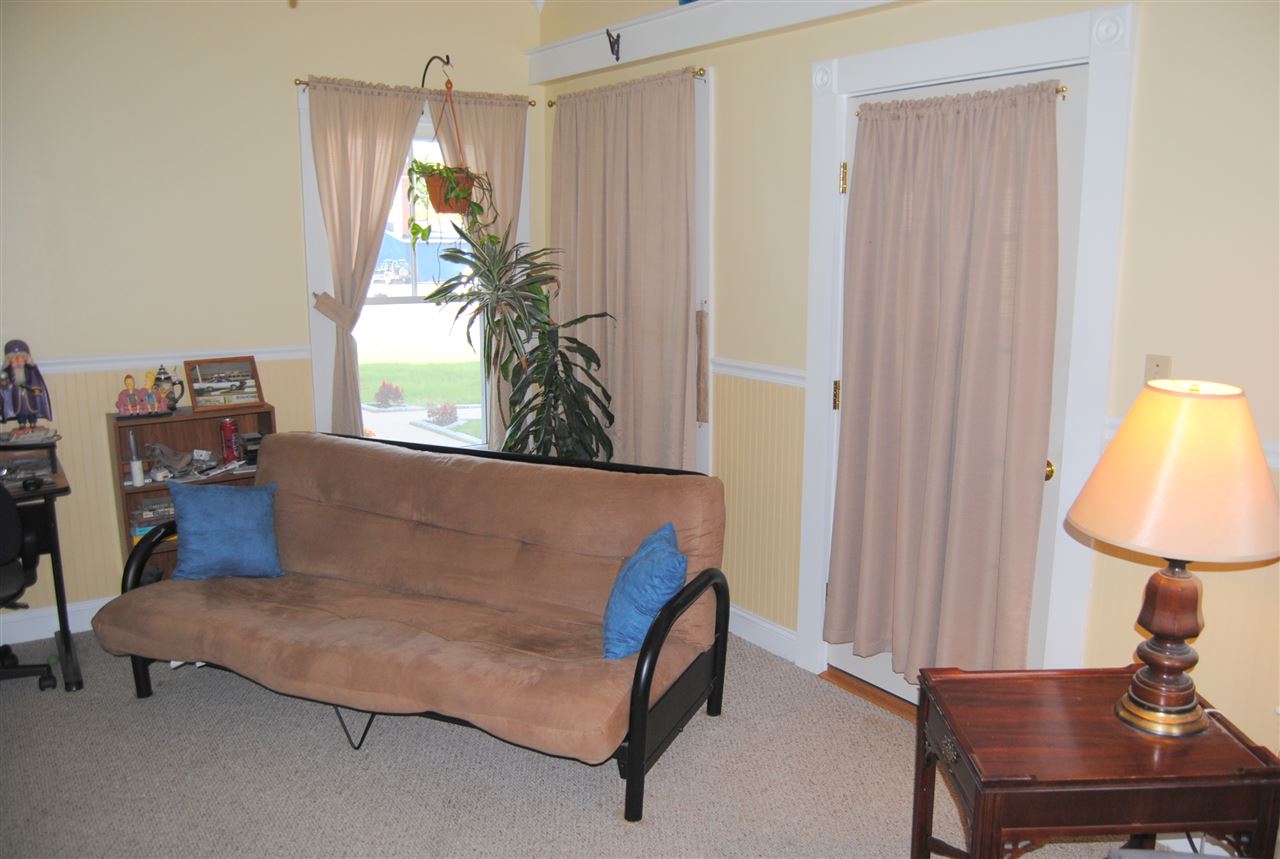 30 Hancock Street, Unit B Rochester, NH 03867 - Photo 8 of 30