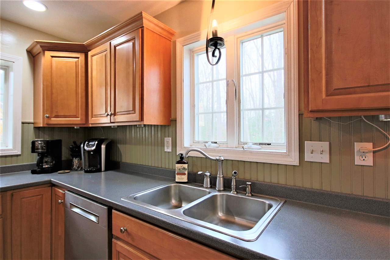 6 Shore Road Kingston, NH 03848 - Photo 7 of 40 Gallery Image 7