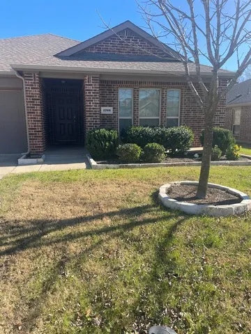 $1,900 | 1709 Cattleman Street, Van Alstyne, TX 75495