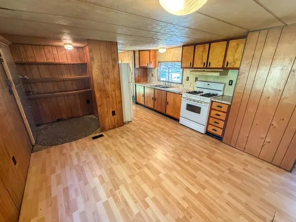 $195,000 | 725 Sugar Hill Road, Lisbon, NH 03585