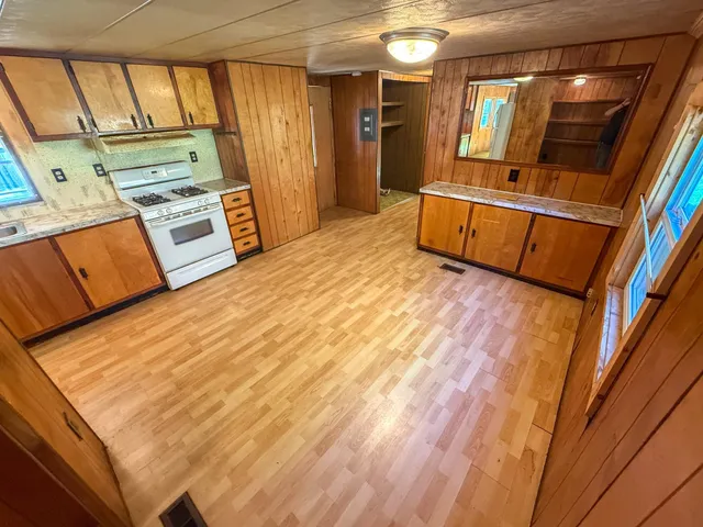 $195,000 | 725 Sugar Hill Road, Lisbon, NH 03585