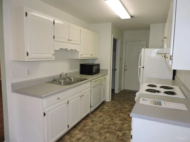 $1,650 | 345 Mirabelle Drive, Pensacola, FL 32514