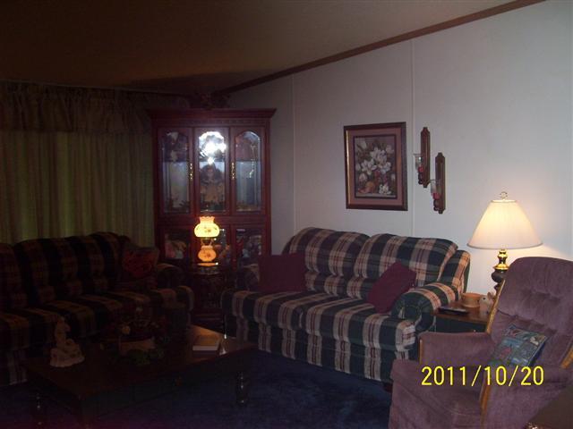 10898 Voris Road Logan, OH 43138 - Photo 3 of 20
