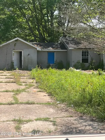 $6,000 | 1643 Chapman Drive, Jackson, MS 39204