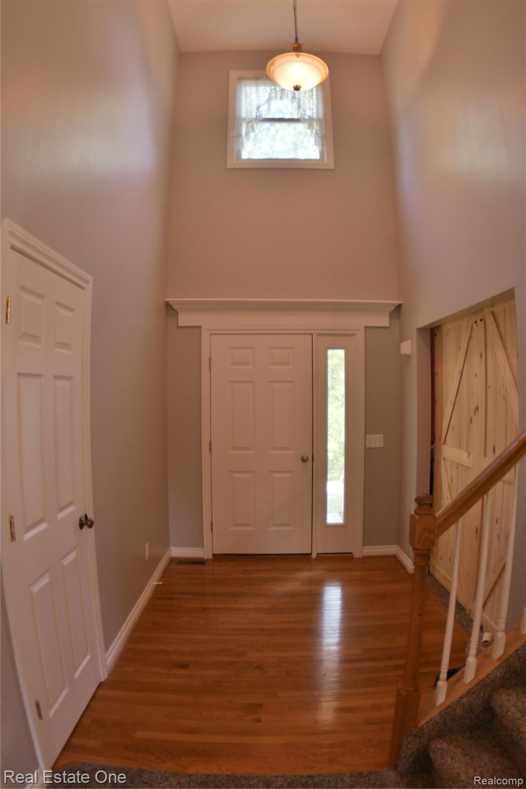 10330 County Line Road Ortonville, MI 48462 - Photo 16 of 44 DSC_1789.JPG