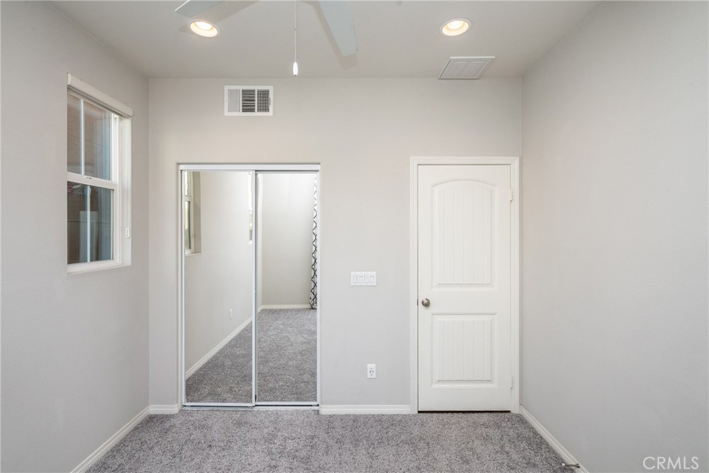 32390 Magee Lane Temecula, CA 92592 - Photo 26 of 75 Downstairs bedroom 1