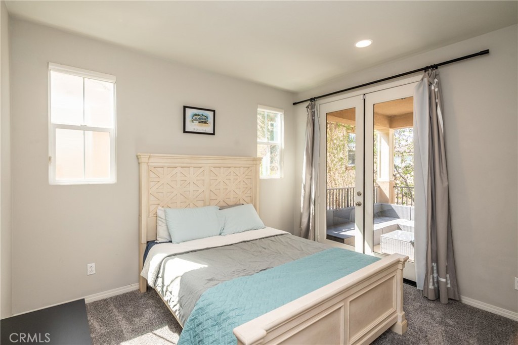 32390 Magee Lane Temecula, CA 92592 - Photo 57 of 75 a bedroom with a bed and a window