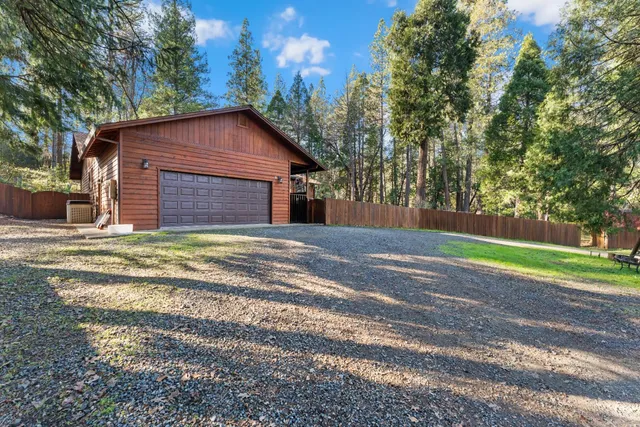 $1,025,000 | 16558 French Town Road, Brownsville, CA 95919