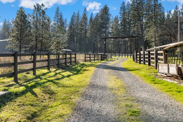 $1,020,000 | 16558 French Town Road, Brownsville, CA 95919