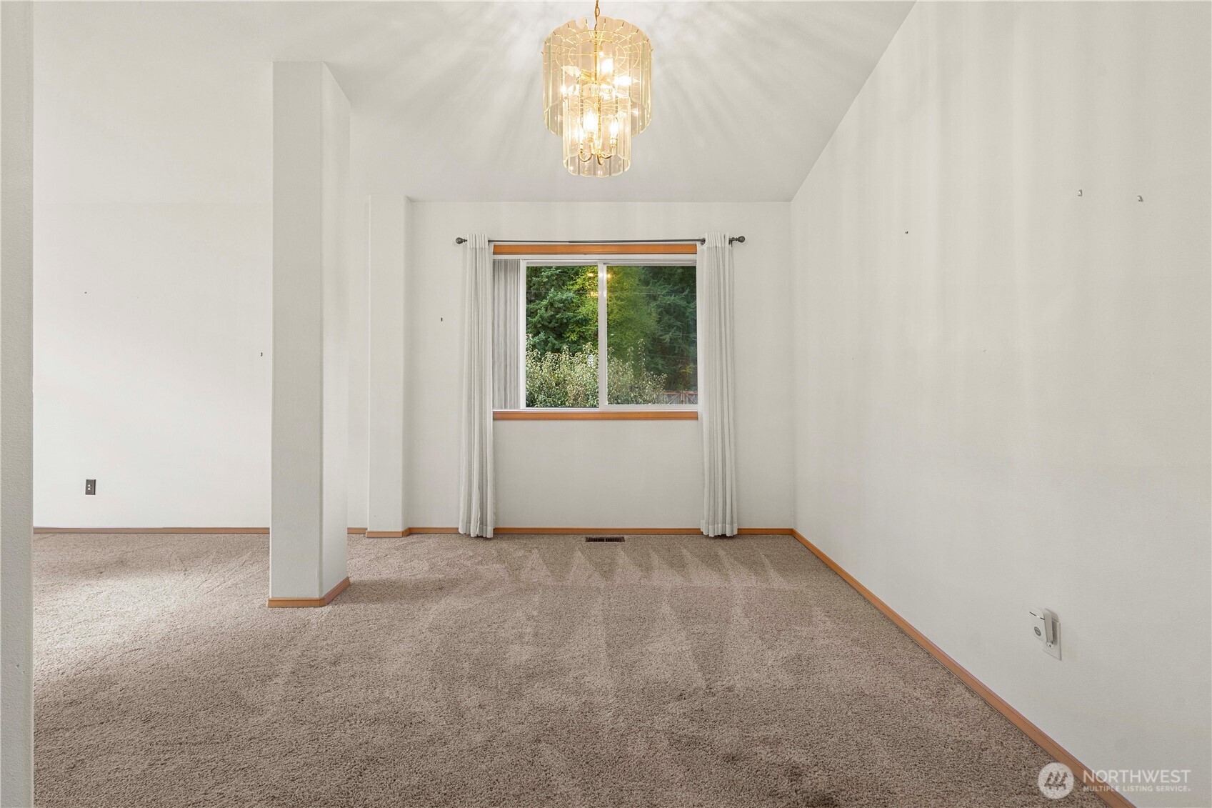 21103 16th Street East Lake Tapps, WA 98391 - Photo 15 of 30 an empty room with a window
