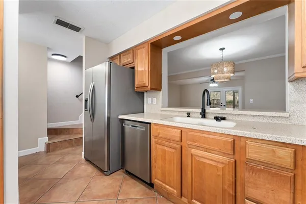 $2,100 | 4467 Brook Hollow Circle, Winter Springs, FL 32708