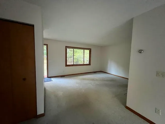 $320,000 | 3498 Lindeman Road, Manistee, MI 49660