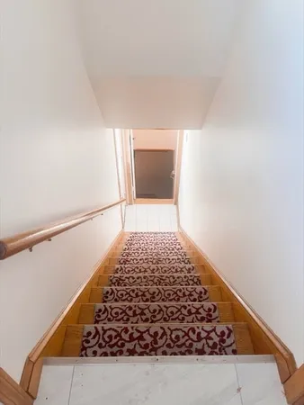 $3,300 | 125 Pleasant Street, Unit 2, Watertown, MA 02472