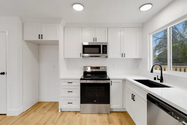 $589,000 | 30 Cherokee Court, Santa Rosa, CA 95403