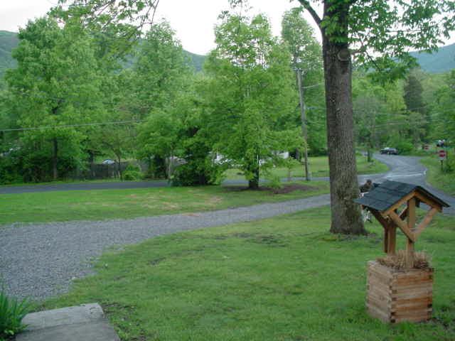 3409 Choctaw Road Salem, VA 24153 - Photo 3 of 5 Choctaw