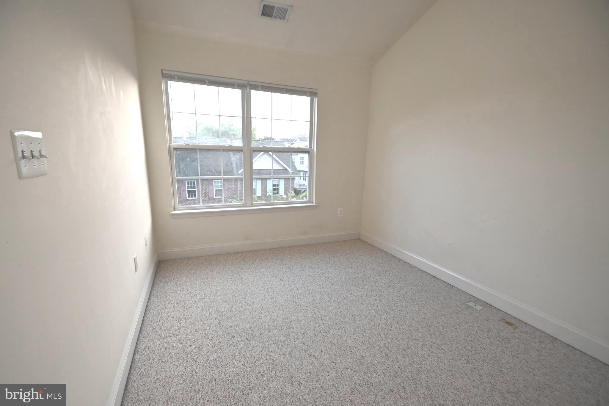 2133 Clark Place Silver Spring, MD 20910 - Photo 16 of 18 2ND BACK BR