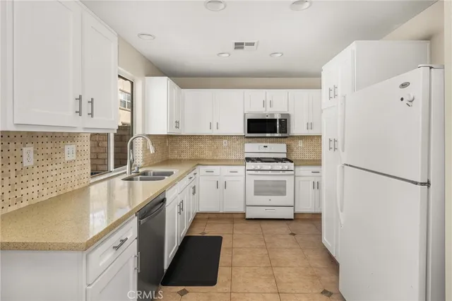 $4,500 | 2489 San Simon Street, Tustin, CA 92782