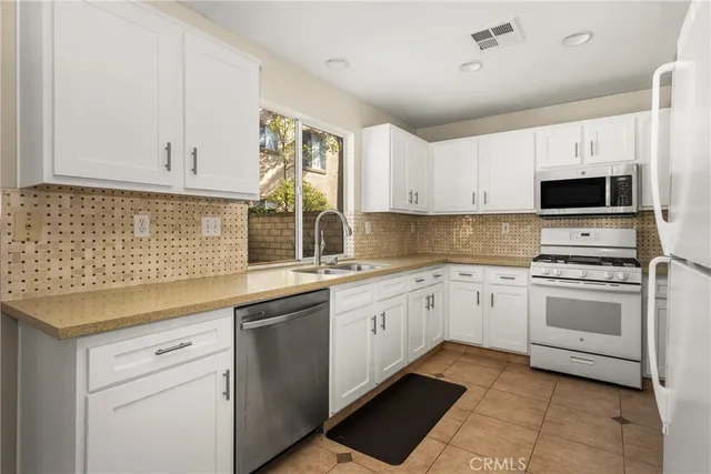 $4,500 | 2489 San Simon Street, Tustin, CA 92782