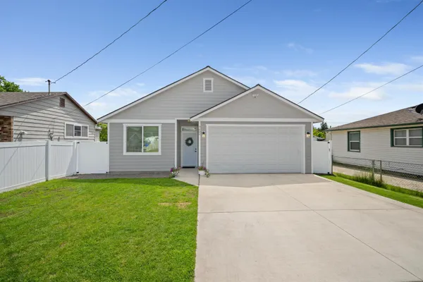 $477,500 | 9602 East Valleyway Avenue, Spokane Valley, WA 99206