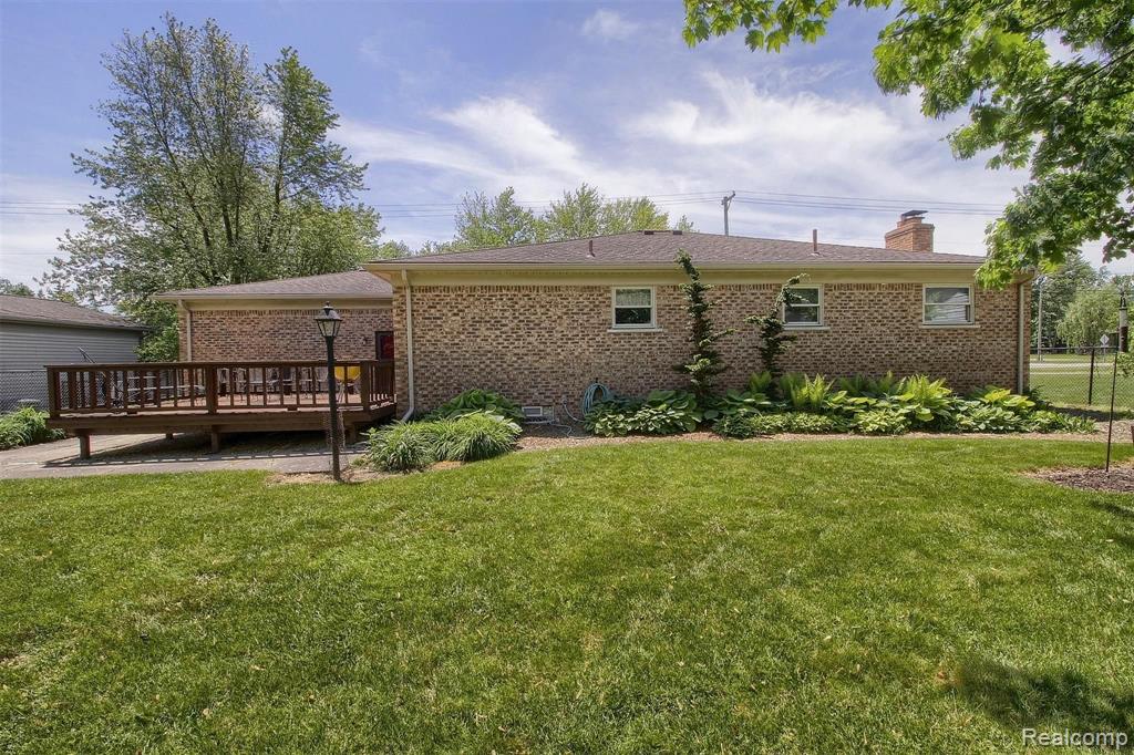 48969 Callens Road Chesterfield, MI 48047 - Photo 27 of 34