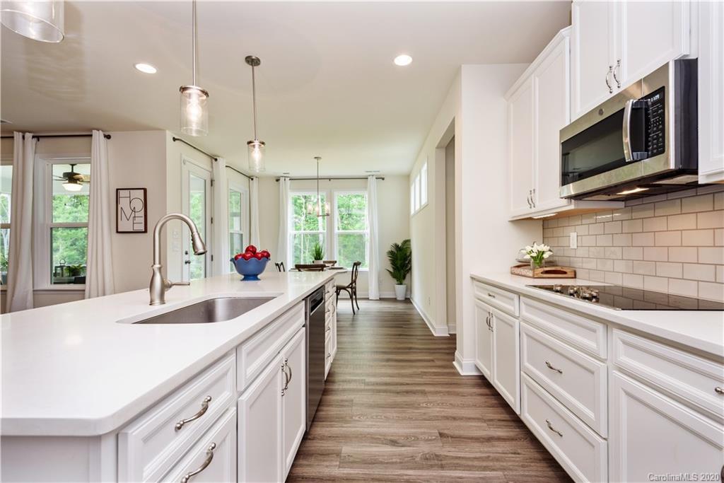 3036 Quinebaug Road Fort Mill, SC 29715 - Photo 10 of 36 Gallery Image 10