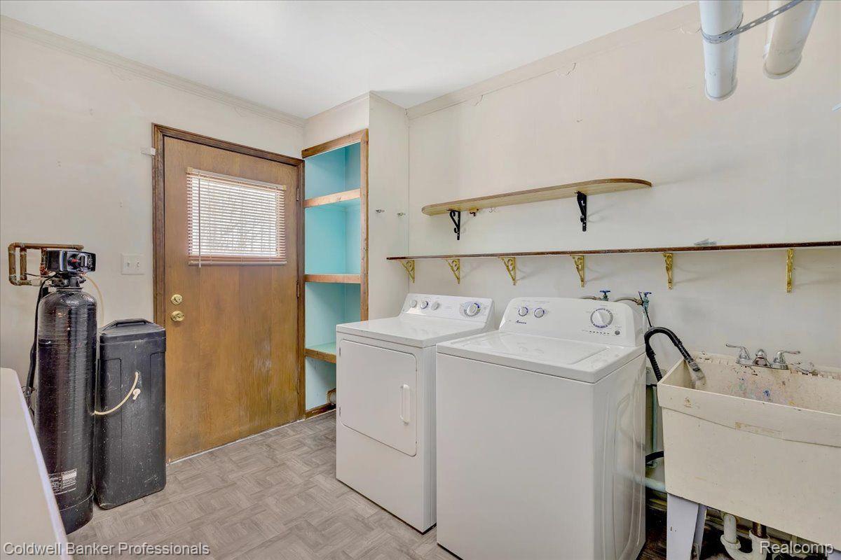 5128 Lonsberry Road Columbiaville, MI 48421 - Photo 26 of 47 Laundry/Mechanical Room