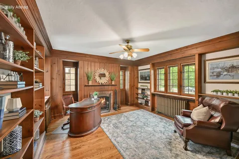 $1,395,000 | 3445 North Lake Drive, Milwaukee, WI 53211