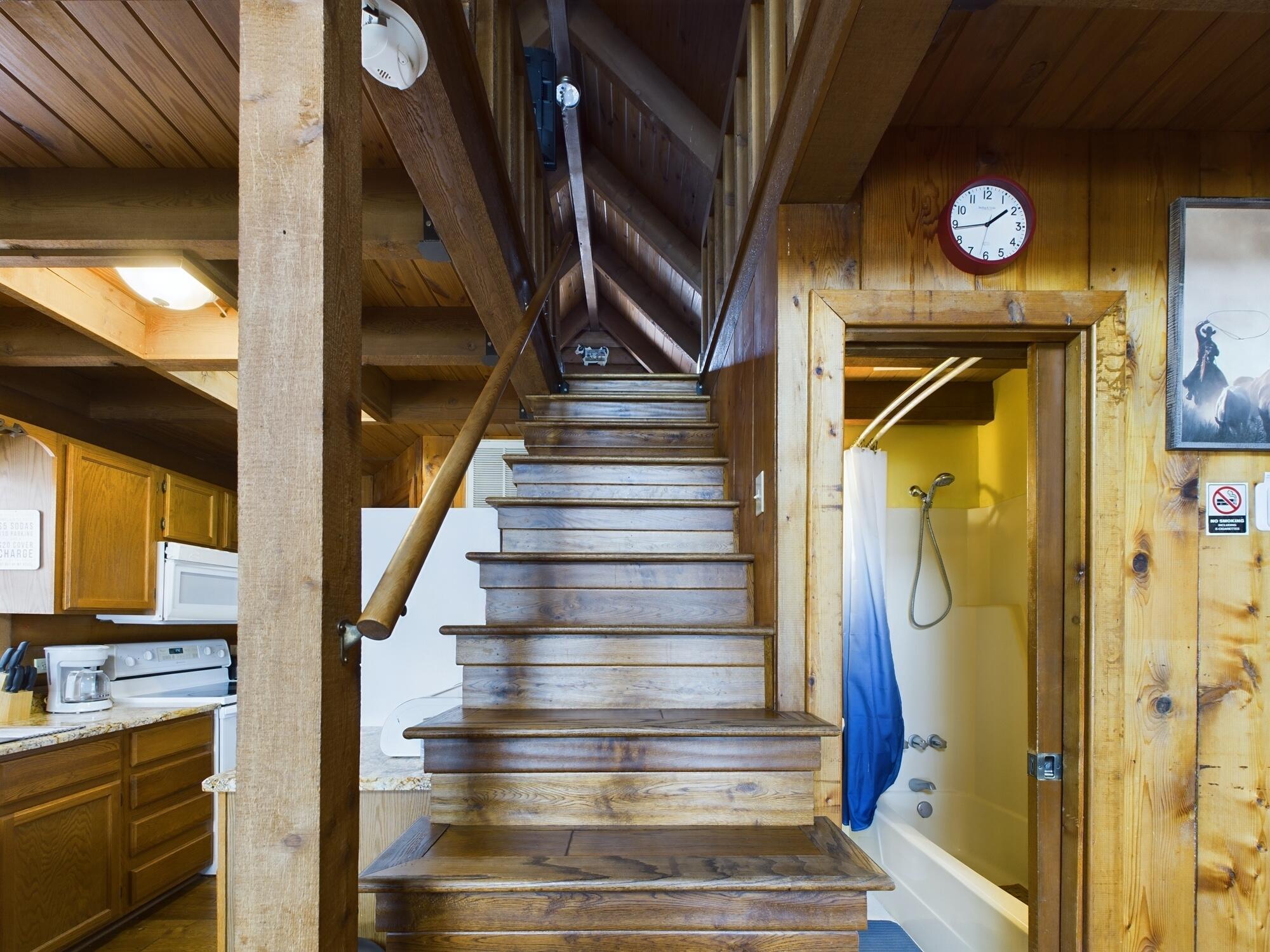 8348 Highway 441 Okeechobee, FL 34974 - Photo 22 of 25 a view of entryway and hall with wooden floor