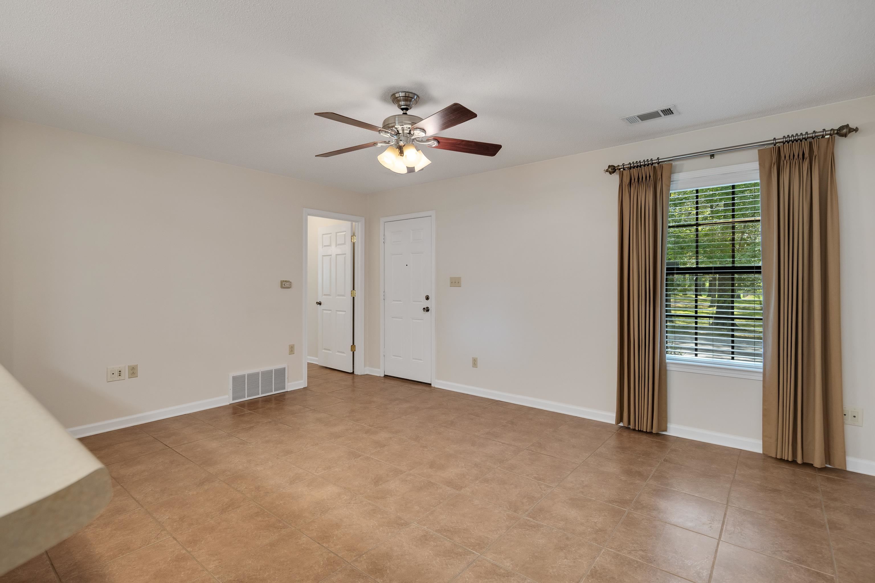 6125 Pleasant Ridge Road Millington, TN 38053 - Photo 26 of 40 a view of an empty room with a window
