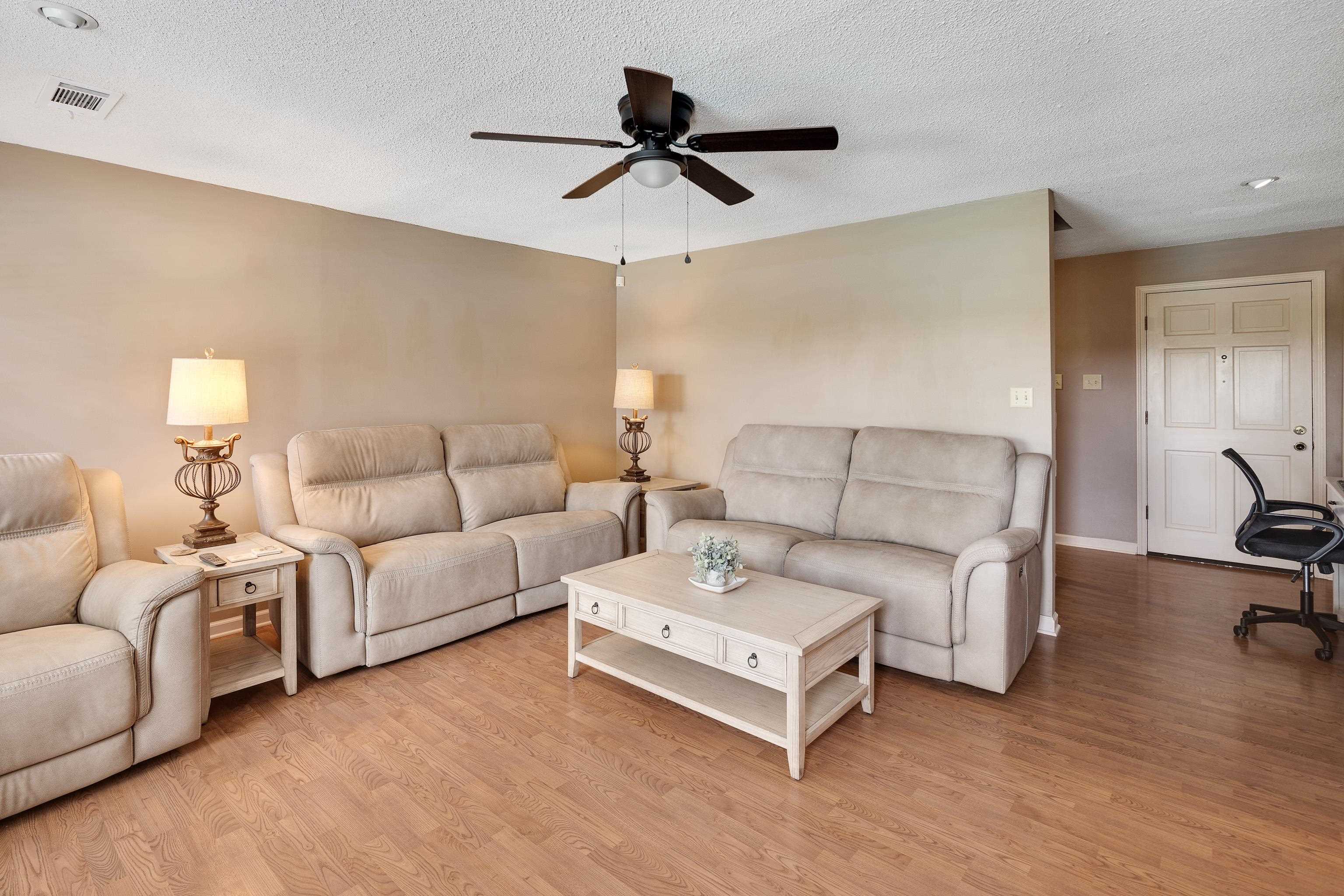 6125 Pleasant Ridge Road Millington, TN 38053 - Photo 9 of 40 a living room with furniture