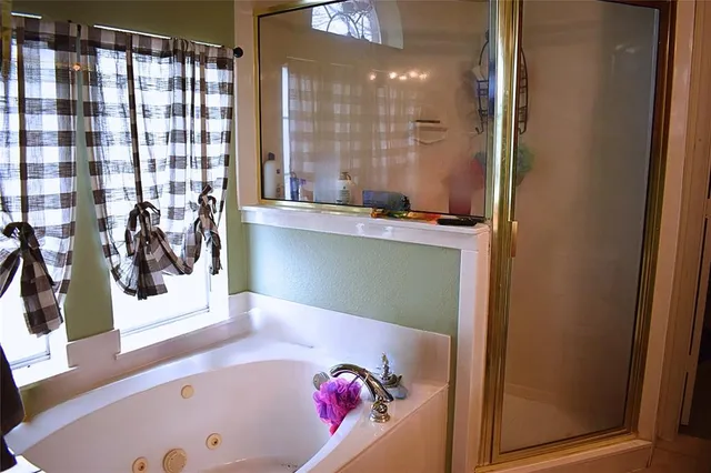 $340,000 | 311 Ridge Hollow Trail, Venus, TX 76084