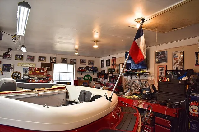 $340,000 | 311 Ridge Hollow Trail, Venus, TX 76084