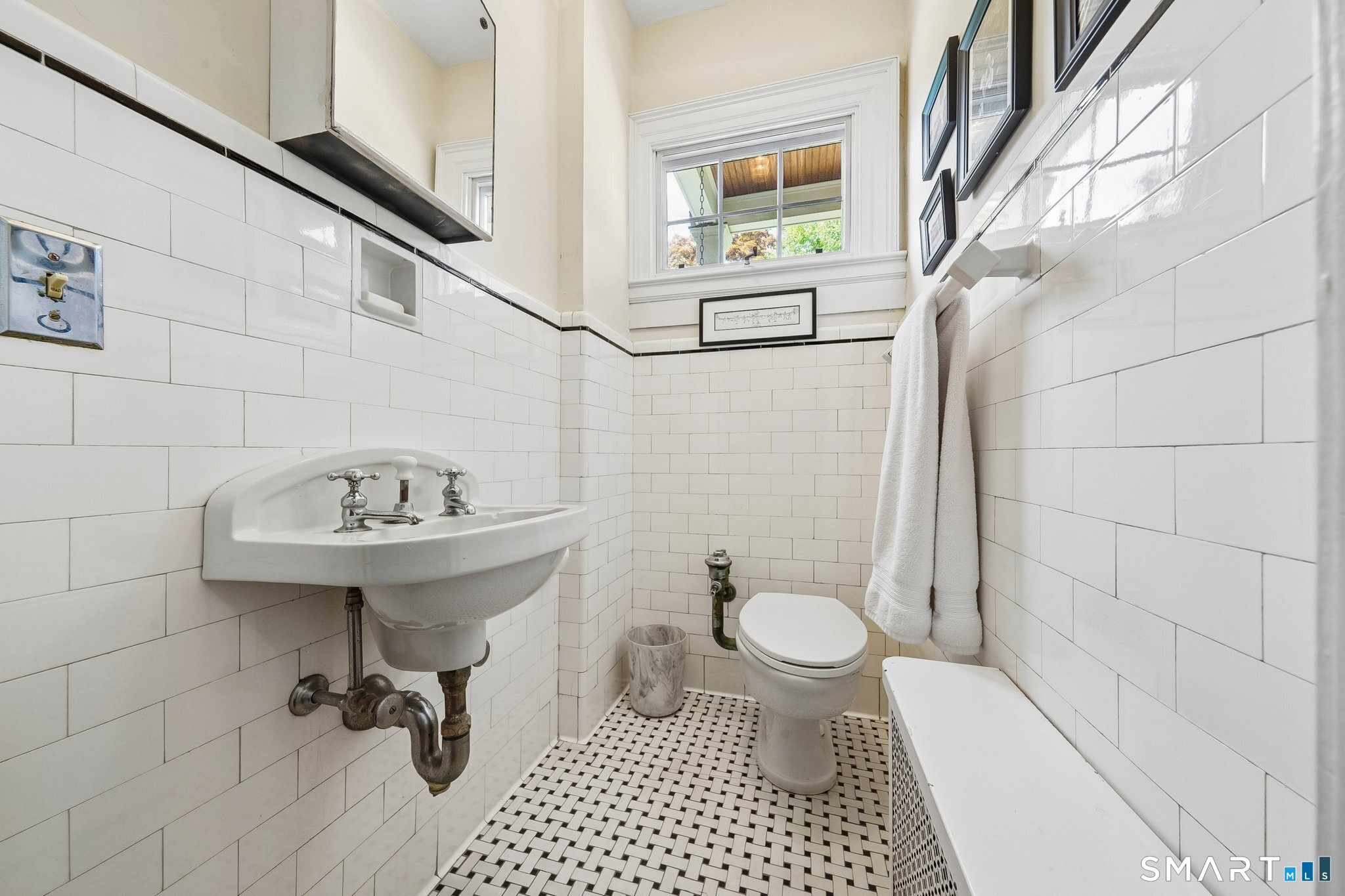 37 Bettswood Road Norwalk, CT 06851 - Photo 15 of 29