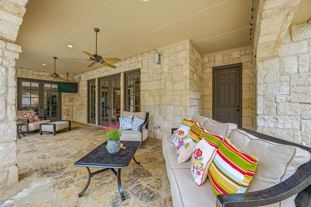 6436 Valley Creek Pilot Point, TX 76258 - Photo 34 of 40 Back Patio