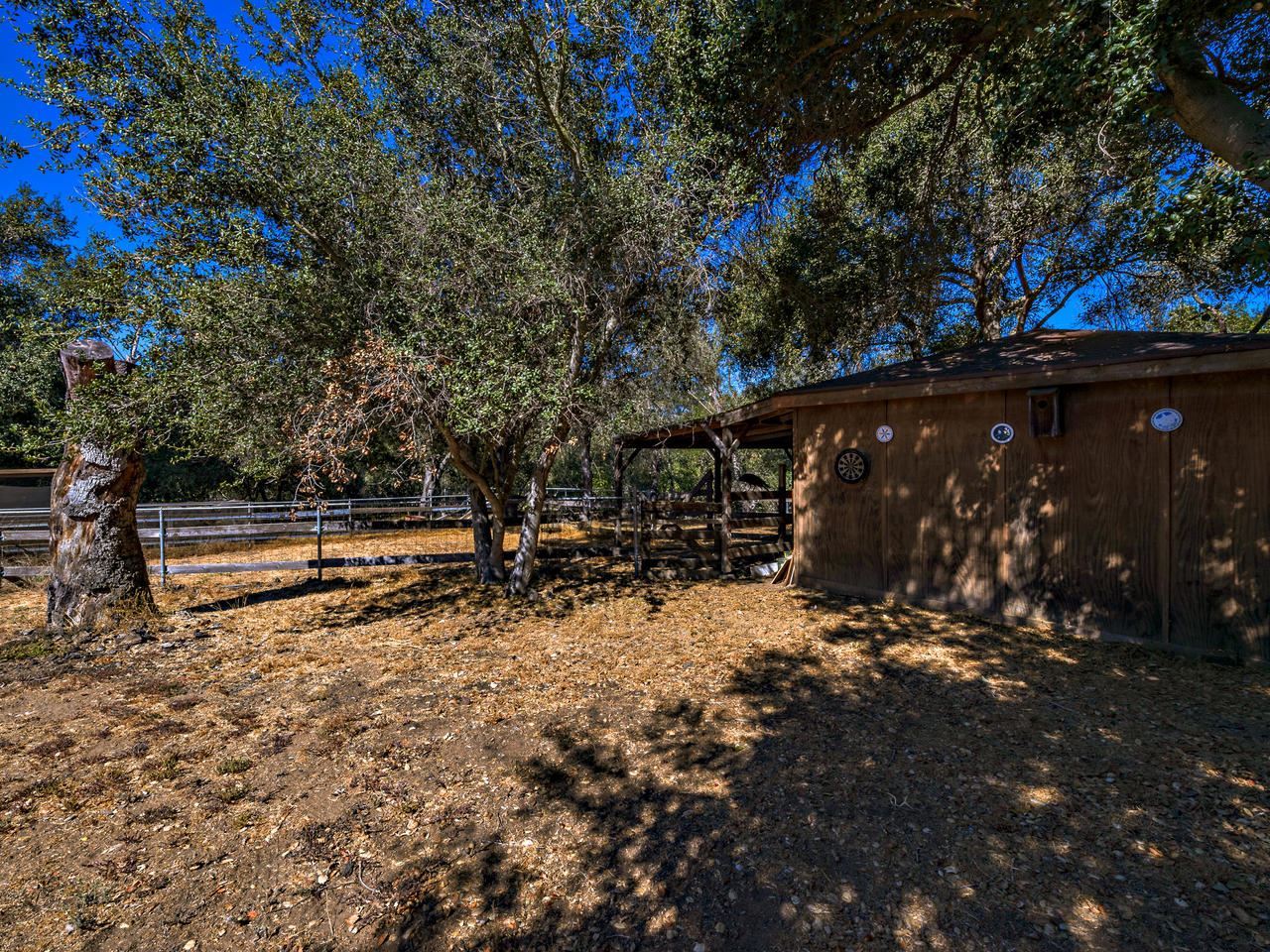 4805 Sleeping Indian Road Fallbrook, CA 92028 - Photo 24 of 25