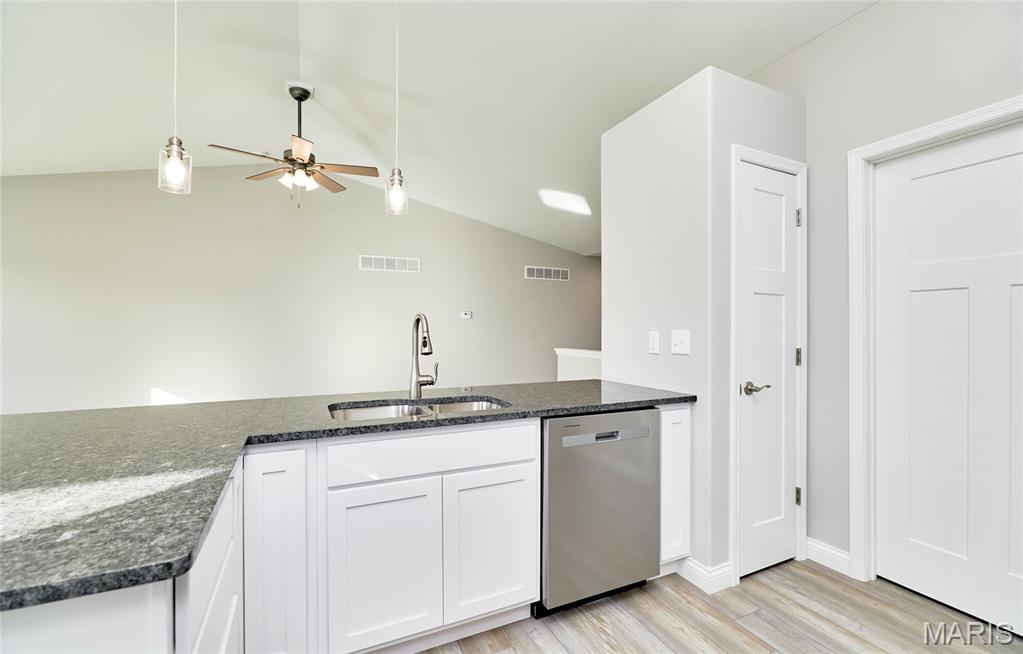 28549 Shallow Water Road Warrenton, MO 63383 - Photo 34 of 65