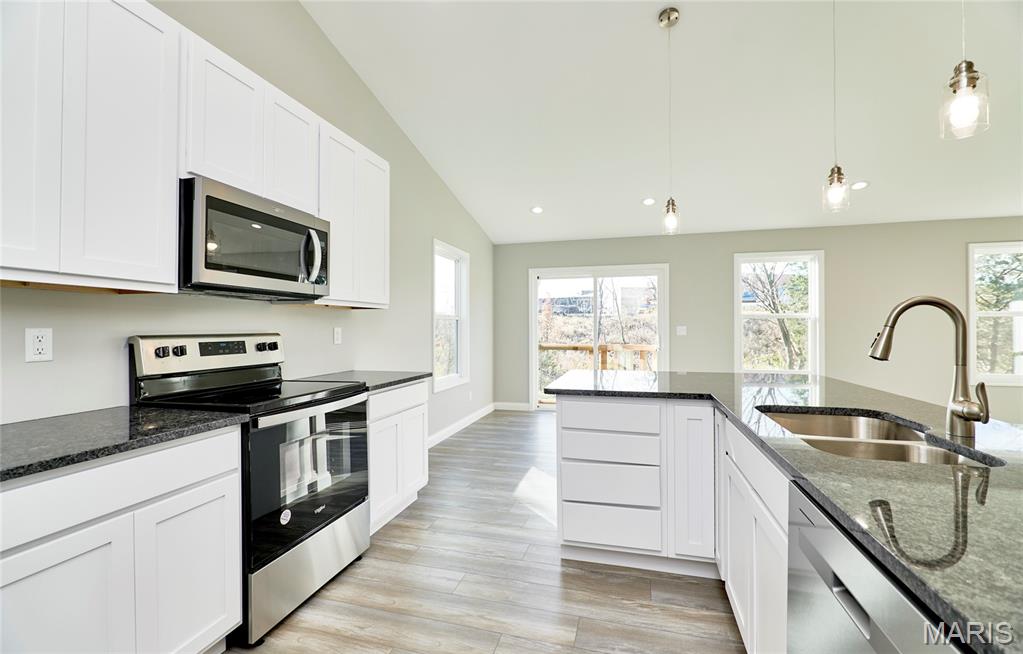 28549 Shallow Water Road Warrenton, MO 63383 - Photo 37 of 65