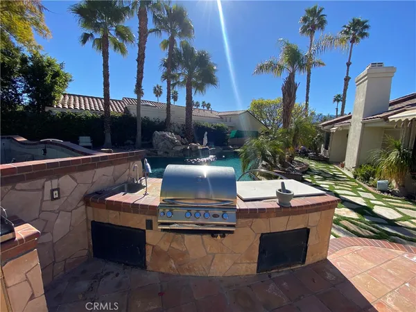 $800,000 | 43518 Via Magellan Drive, Palm Desert, CA 92211