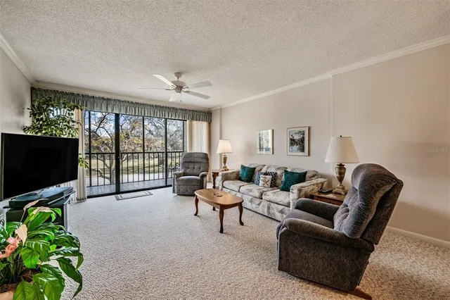 $185,900 | 3400 Cove Cay Drive, Unit 2H, Clearwater, FL 33760