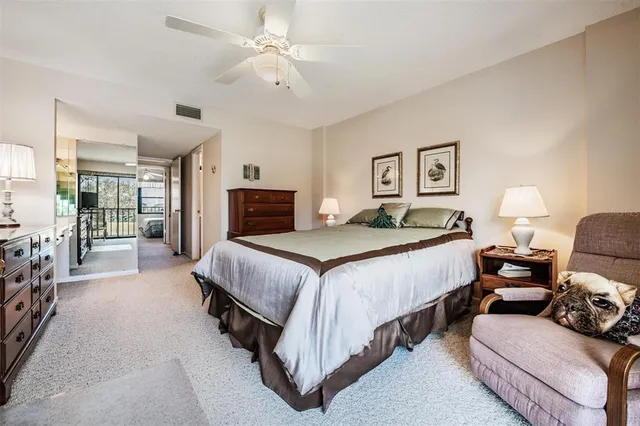 $185,900 | 3400 Cove Cay Drive, Unit 2H, Clearwater, FL 33760