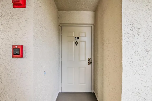 $185,900 | 3400 Cove Cay Drive, Unit 2H, Clearwater, FL 33760