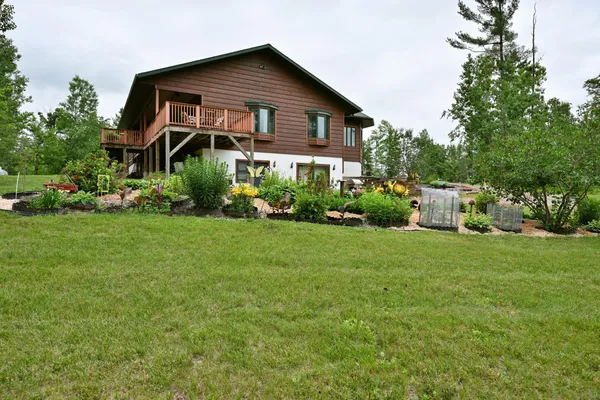 $669,900 | N5020 Red Pine Trail, Spooner, WI 54801