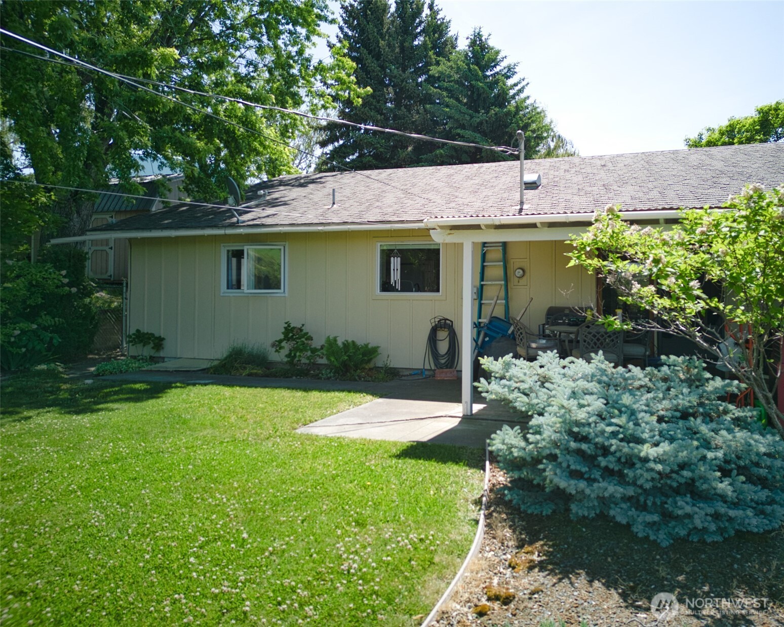 805 East Spring Street Dayton, WA 99328 - Photo 30 of 33