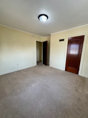 $1,100 | 234 East Pleasant Street, Davenport, IA 52803