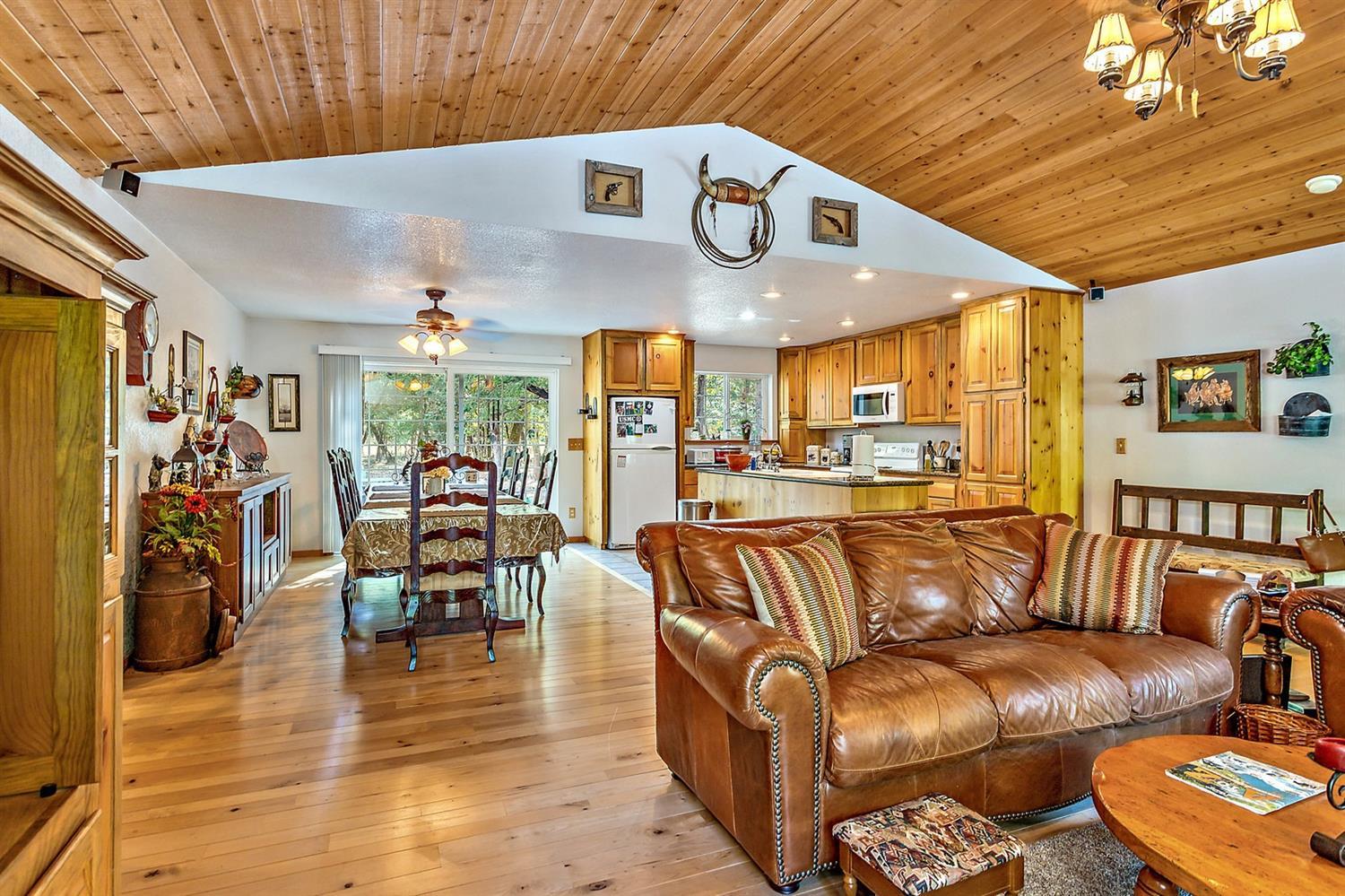 493 Griffin Road Grants Pass, OR 97527 - Photo 14 of 30 Additional Photo