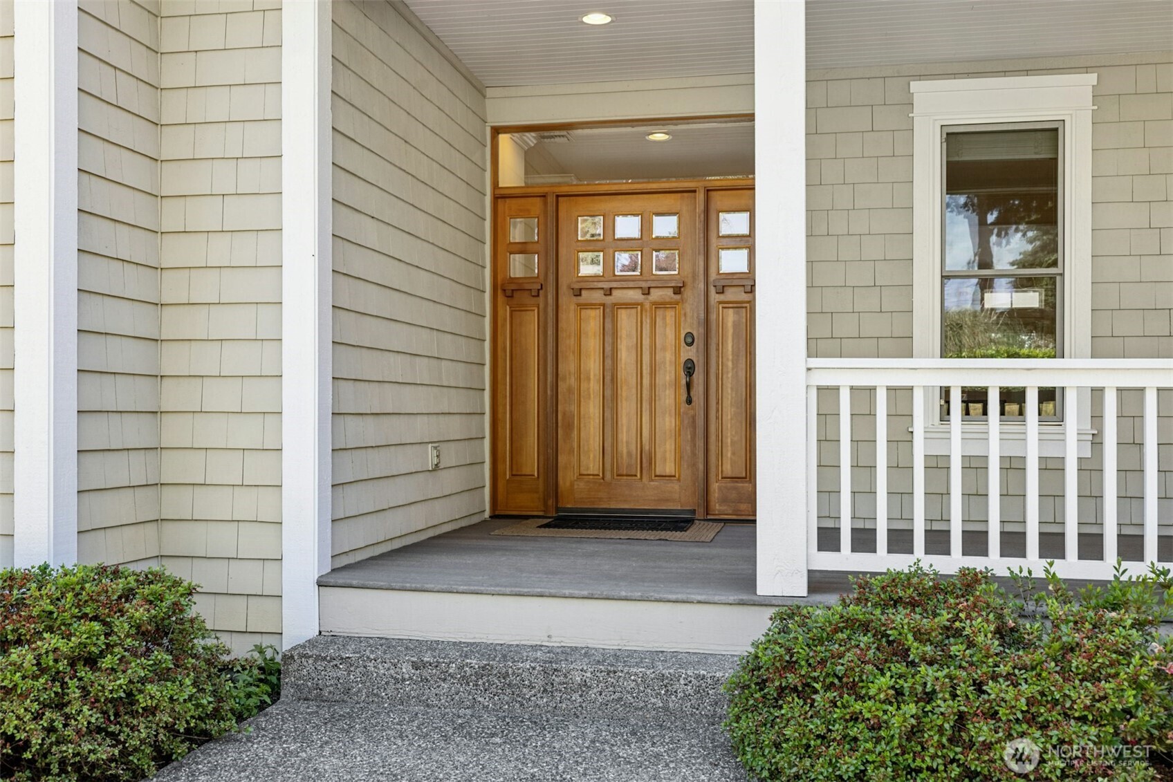 15809 Virginia Point Road Northeast Poulsbo, WA 98370 - Photo 6 of 37