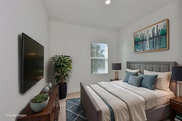 $349,500 | 13908 Kingfisher Glen Drive, Lithia, FL 33547