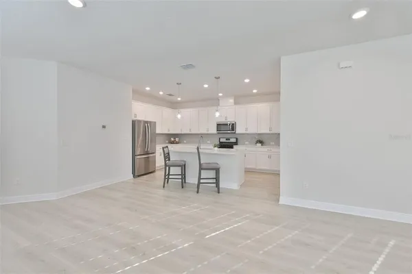 $349,500 | 13908 Kingfisher Glen Drive, Lithia, FL 33547