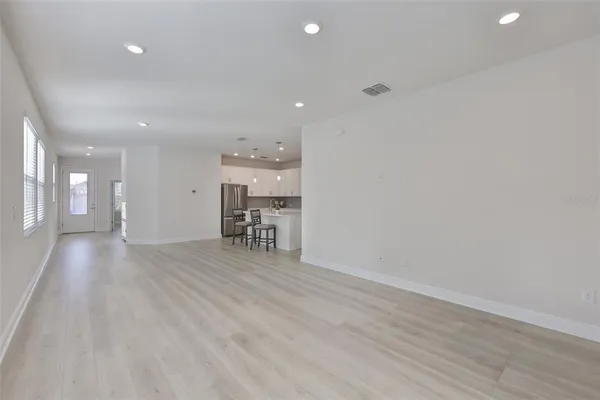 $349,500 | 13908 Kingfisher Glen Drive, Lithia, FL 33547